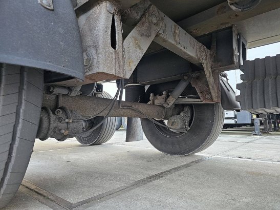 SCHMITZ SKO18 2 axle steer city Schmitz Cargobull SKO18 2 AXLE STEER CITY 2005 2 Refrigerated semi trailers image 18