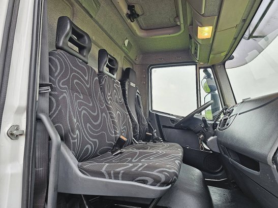 IVECO 120E22 EUROCARGO airco wb430 6 cyl 120E22 EUROCARGO Airco WB430 6 Cyl 2014 2 image 7