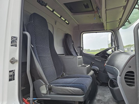 MERCEDES-BENZ ATEGO 1222 manual airco tk Mercedes-Benz ATEGO 1222 MANUAL AIRCO TK 2011 2 image 7