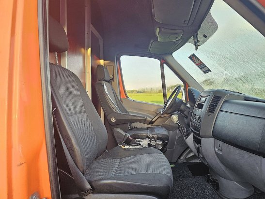 MERCEDES-BENZ SPRINTER 310 l1h2 laadklep export Mercedes-Benz Sprinter 310 L1H2 Laadklep Export 2010 2 Small Vans image 7