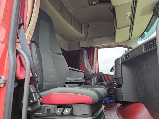 VOLVO FH 460 6x2 485tkm 590 2020 2 Tractor Units image 7