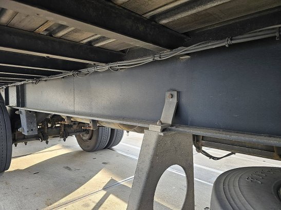 GROENEWEGEN DRO-12-20 B CITY 2 axel steer lift Groenewegen DRO-12-20 B CITY 2 AXEL STEER LIFT 2001 2 Box semi-trailers ima...