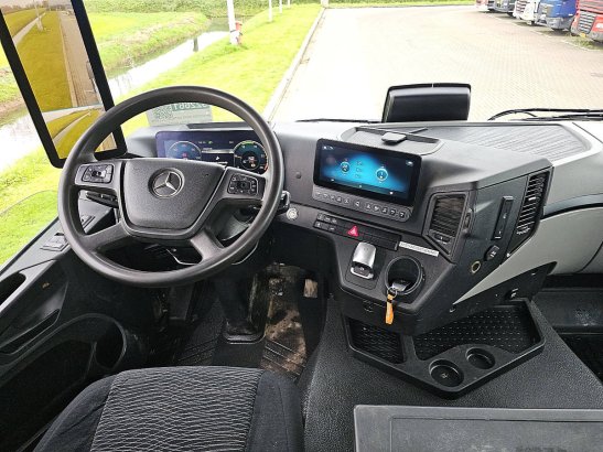 MERCEDES-BENZ ACTROS 2133 mp5 pto 9t fa wb 400 ACTROS 2133 MP5 PTO 9T FA WB 400 2021 2 image 8