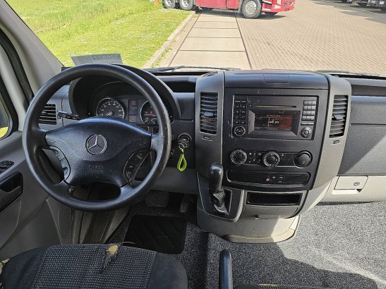 MERCEDES-BENZ SPRINTER 319 v6 3.0ltr ac aut SPRINTER 319 V6 3.0ltr ac aut 2011 2 Small Vans image 8