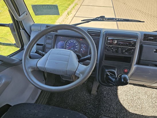 MITSUBISHI CANTER 3 C 15 xxl ac 3.0 di CANTER 3 C 15 XXL ac 3.0 Di 2012 2 Open box vans image 8