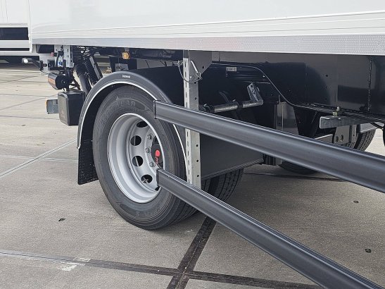 KLEYN TRAILERS TFSH 09 KOFFER city klep stuuras KLEYN TRAILERS TFSH 09 KOFFER CITY KLEP STUURAS 2026 2 Box semi-trailers i...
