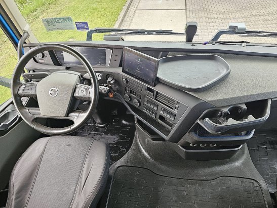 VOLVO FH 460 fh5 2x tank veb+ ipc 590 2022 2 Tractor Units image 8