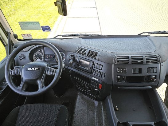 DAF CF 440 CF 440 2016 2 Tractor Units image 8