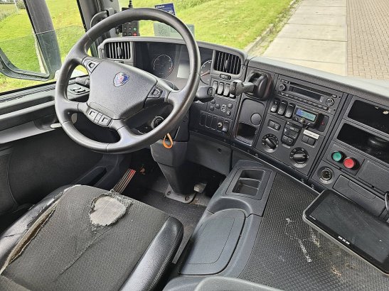 SCANIA P280 6x2*4 eev frigoblock 3212 2010 2 image 8