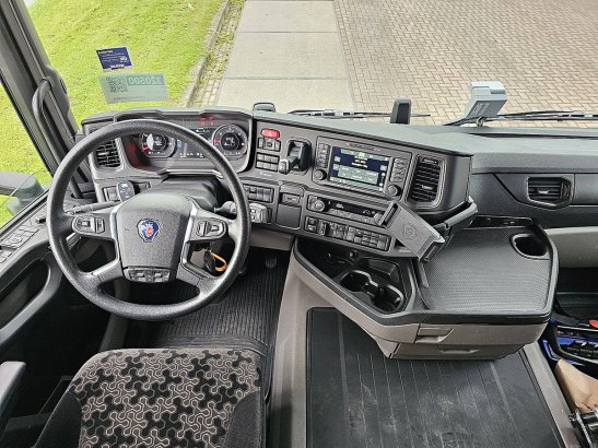 SCANIA R450 6x4 hmf 2320 k6 R450 6X4 HMF 2320 K6 2023 2 Tractor Units image 8