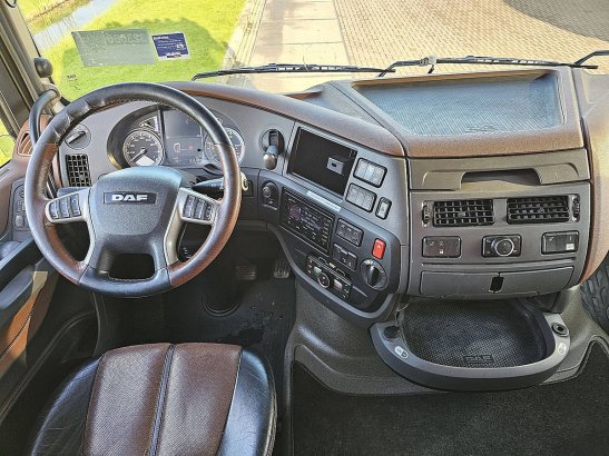 DAF XF 530 leather int. pto+hyd XF 530 LEATHER INT. PTO+HYD 2019 2 Tractor Units image 8
