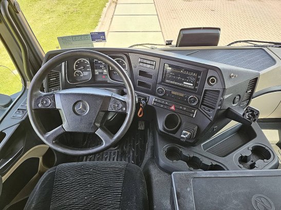 MERCEDES-BENZ ACTROS 1843 Mercedes-Benz ACTROS 1843 2019 2 Tractor Units image 30