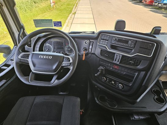 IVECO S-WAY AS440S49 S-WAY AS440S49 2022 2 Tractor Units image 8