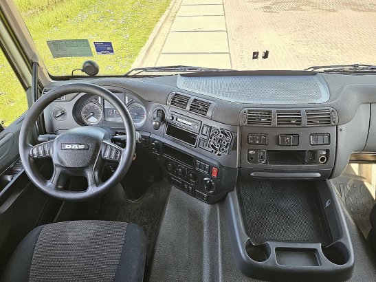 DAF CF 440 CF 440 2013 2 Tractor Units image 8