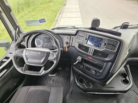 IVECO S-WAY AS440S46 lng S-WAY AS440S46 LNG 2021 2 Tractor Units image 8