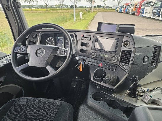 MERCEDES-BENZ ANTOS 1840 short cab 253tkm e6d Mercedes-Benz ANTOS 1840 SHORT CAB 253TKM E6D 2019 2 Tractor Units image 8