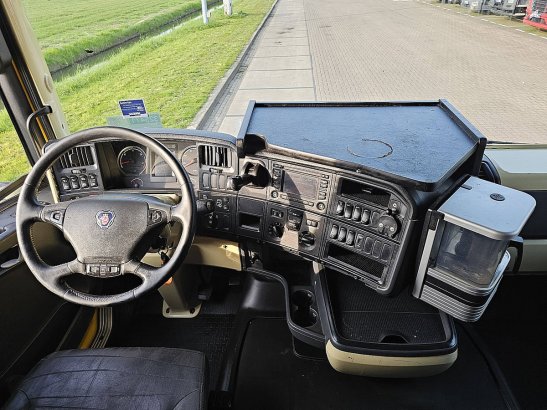 SCANIA R410 R410 2015 2 Tractor Units image 8