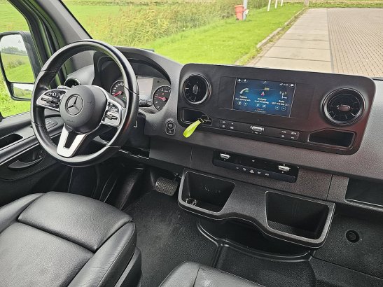 MERCEDES-BENZ SPRINTER 317 ac automaat euro6 Mercedes-Benz Sprinter 317 ac automaat EURO6 2024 2 Small Vans image 8