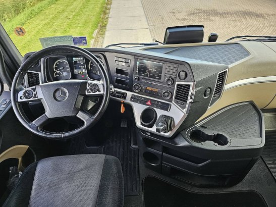 MERCEDES-BENZ ACTROS 2548 6x2 steer 2t lift Mercedes-Benz ACTROS 2548 6X2 STEER 2T LIFT 2018 2 image 8