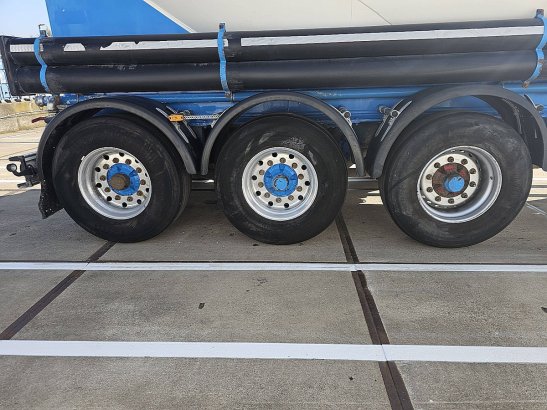 TURBOS HOET SVM 67/39 39.000l TURBOS HOET SVM 67/39 39.000L 2013 2 Tanker semi trailers image 8