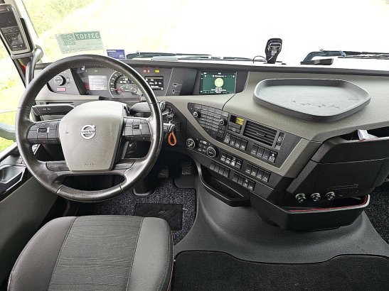 VOLVO FH 460 4x2 I-Parc-Cool I-Save Xenon PTO 1st Owner APK 3-2027! 590 2021 2 Tractor Units image 8
