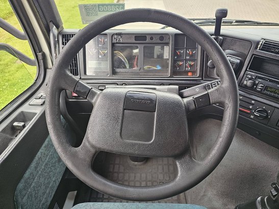 VOLVO FM 12.380 like new manual FM 12.380 LIKE NEW MANUAL 1999 2 Tractor Units image 9