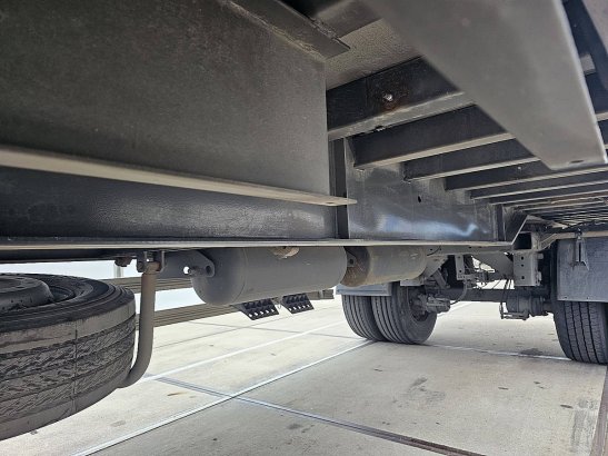 SYSTEM TRAILERS PS10 city new curtains SYSTEM TRAILERS PS10 CITY NEW CURTAINS 2013 2 image 9