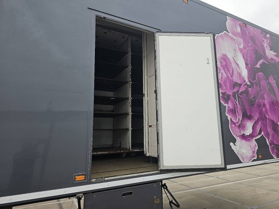 TRACON BURGERS BLOEMEN blumen flowers lbw! Tracon BURGERS BLOEMEN Blumen Flowers LBW! 2018 2 Refrigerated semi trailers im...
