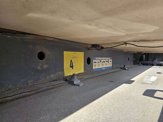 KRONE SD SD 2011 2 Refrigerated semi trailers image 9