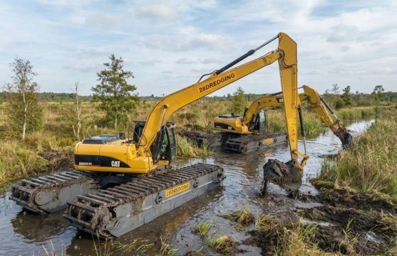 CAT 320 D L ( 28 dredging ) 33 2026 2 Crawler Excavators