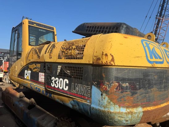 CAT 330 CL FOR PARTS 42 2004 2 Crawler Excavators image 3