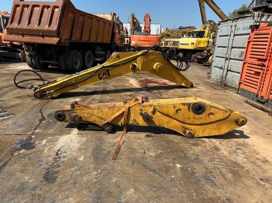 CAT 214 B FT boom 214 B FT boom 2 Wheeled Excavators image 3