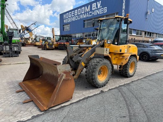 Volvo L 30 GS L 30 GS 2015 2 Wheel Loaders