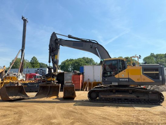 Volvo EC300EL trimble gcs900 engcon rotortilt 3x bucke EC300EL trimble gcs900 engcon rotortilt 3x bucke 2015 2 Crawler Exc...