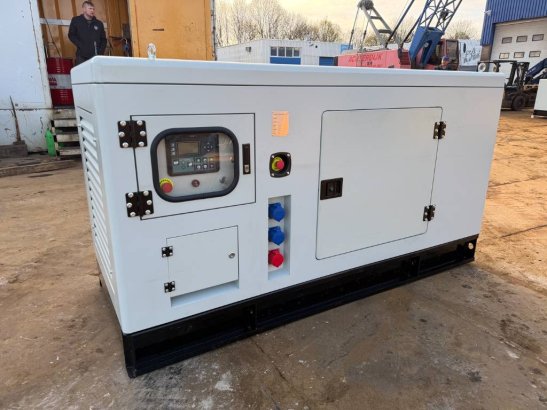 Ricardo 50kva (40KW) silent generator 3 phase ats 50hz 400 Ricardo 50kva (40KW) silent generator 3 phase ats 50hz 400 2025...