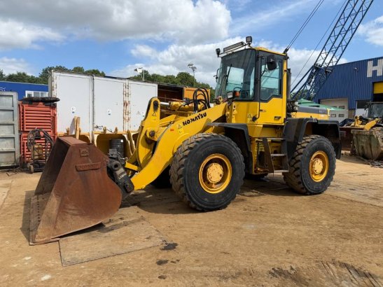 Komatsu WA 270-3 848 2003 2 Wheel Loaders