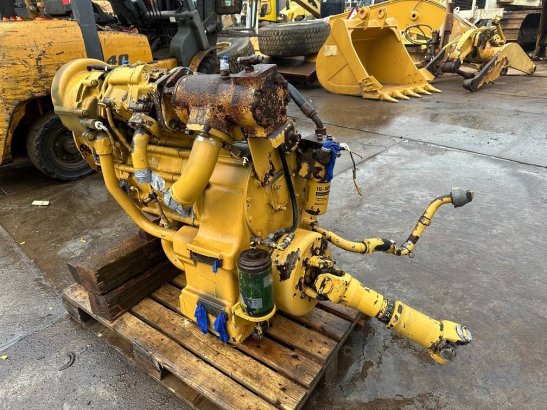 CAT 950 G II hydrolic pump / gearbox 254 2 image 10