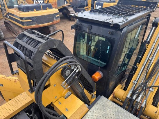 CAT M 322 D MH M 322 D MH 2012 2 Other cranes image 24