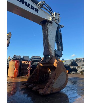 Liebherr R 9150 B R 9150 B 2019 2 Crawler Excavators image 10