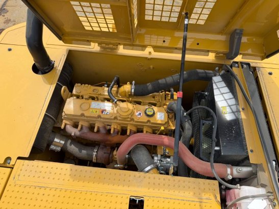 CAT 324 UNUSED NEW 324 UNUSED NEW 2026 2 Crawler Excavators image 11