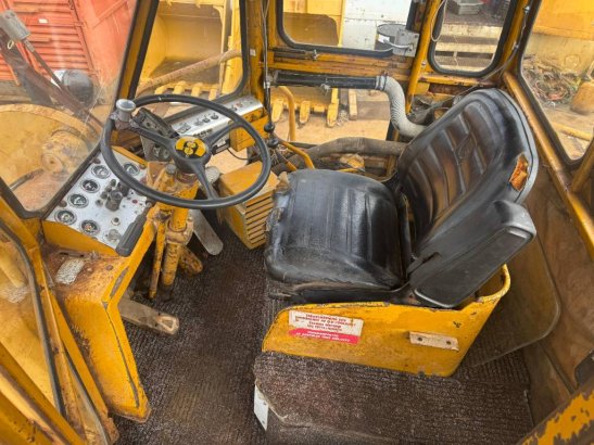 CAT 966 C 261 1980 2 Wheel Loaders image 11