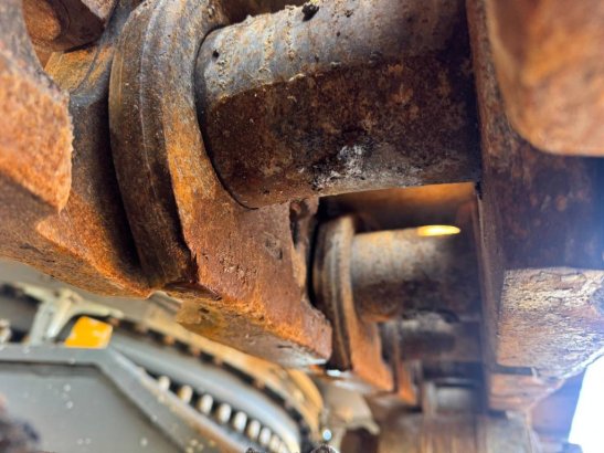 Liebherr R 9150 B R 9150 B 2019 2 Crawler Excavators image 11