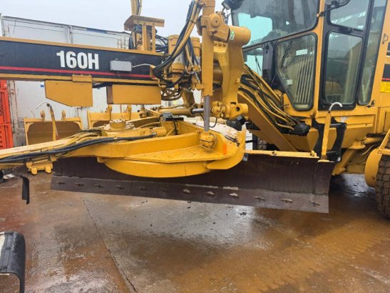 CAT 160H INCL LEVELING SYSTEM 160H INCL LEVELING SYSTEM 1999 2 Motor graders image 12