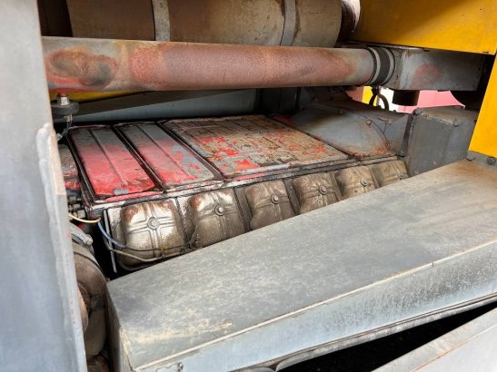 Sisu 12E480 6X6 WATER WELL DRILL ATLAS COPCO XRV410 (50 Sisu 12E480 6X6 WATER WELL DRILL ATLAS COPCO XRV410 (50 1990 2 ima...