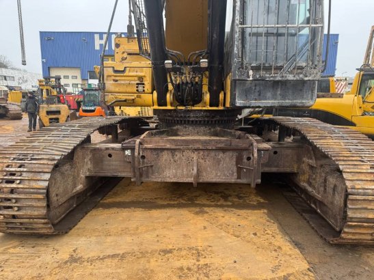 CAT 352 FL UHD 30m boom incl normal boom 352 FL UHD 30m boom incl normal boom 2015 2 Crawler Excavators image 11