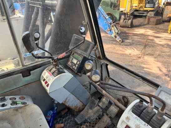 IHI CCH 500 - 3 ( 50tons 33M ) IHI CCH 500 - 3 ( 50tons 33M ) 1995 2 Crawler Cranes image 26