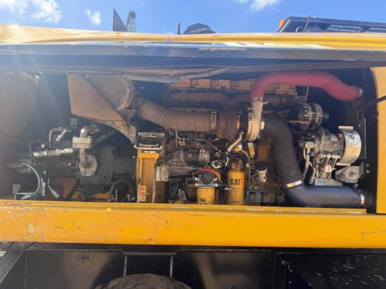 CAT M 322 D MH M 322 D MH 2011 2 Other cranes image 13