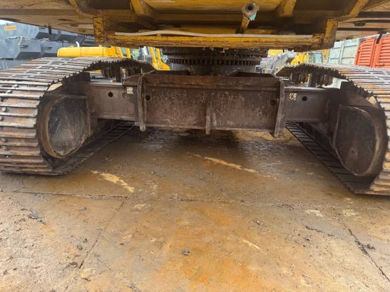 CAT 352 FL UHD 30m boom incl normal boom 352 FL UHD 30m boom incl normal boom 2015 2 Crawler Excavators image 27