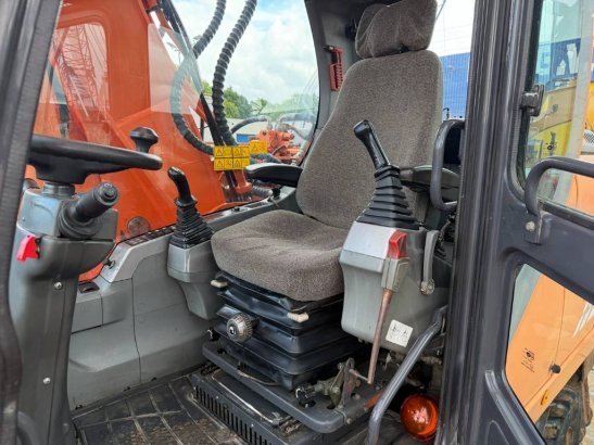 Doosan DX 210 W Doosan DX 210 W 2008 2 Wheeled Excavators image 25