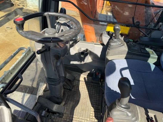 Hitachi ZX 130 W ZX 130 W 2006 2 Wheeled Excavators image 13